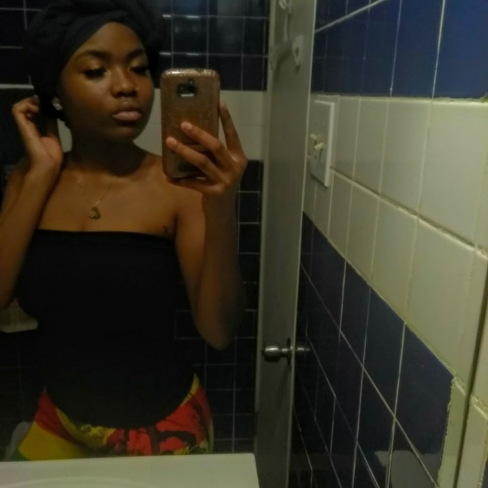 Meet your Posher, Tehya